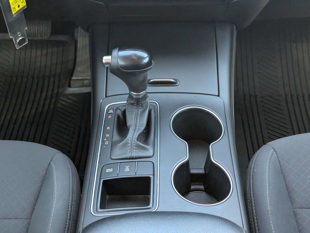 Used 2016 Kia Sorento LX image 19