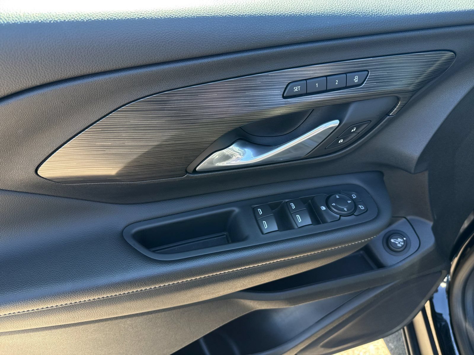 Used 2022 GMC Terrain SLT FWD image 10