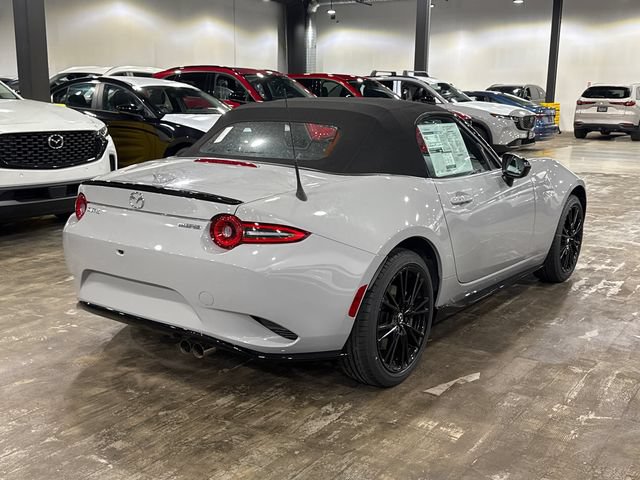 New 2026 MAZDA MX-5 Miata Club w/ Appearance Package RWD image 3