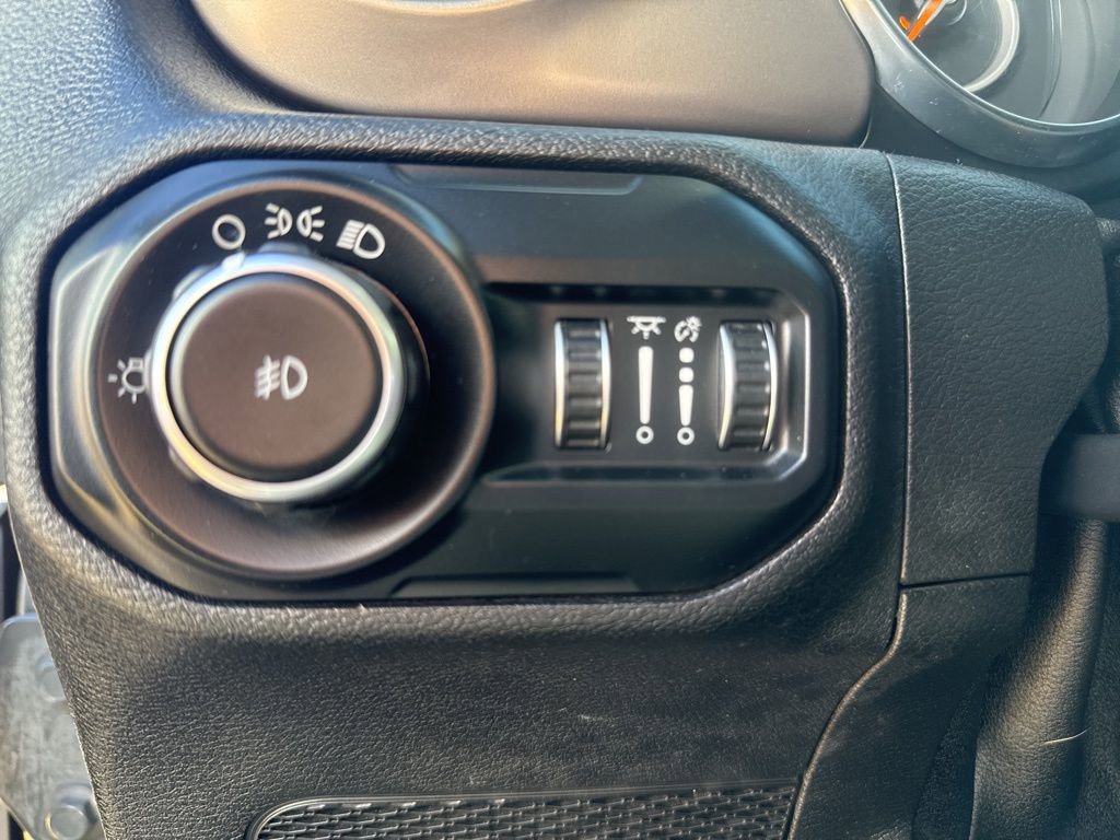 Used 2020 Jeep Wrangler Unlimited Sport AWD/4WD image 20