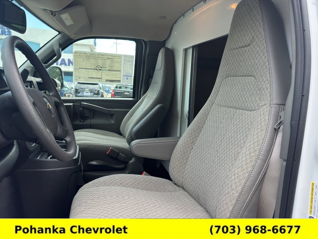 New 2025 Chevrolet Express 3500 w/ Power Convenience Package RWD image 20