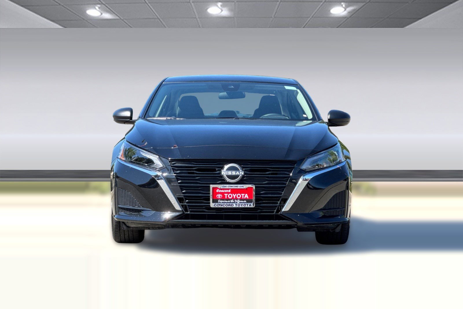 Used 2025 Nissan Altima 2.5 SV FWD image 5