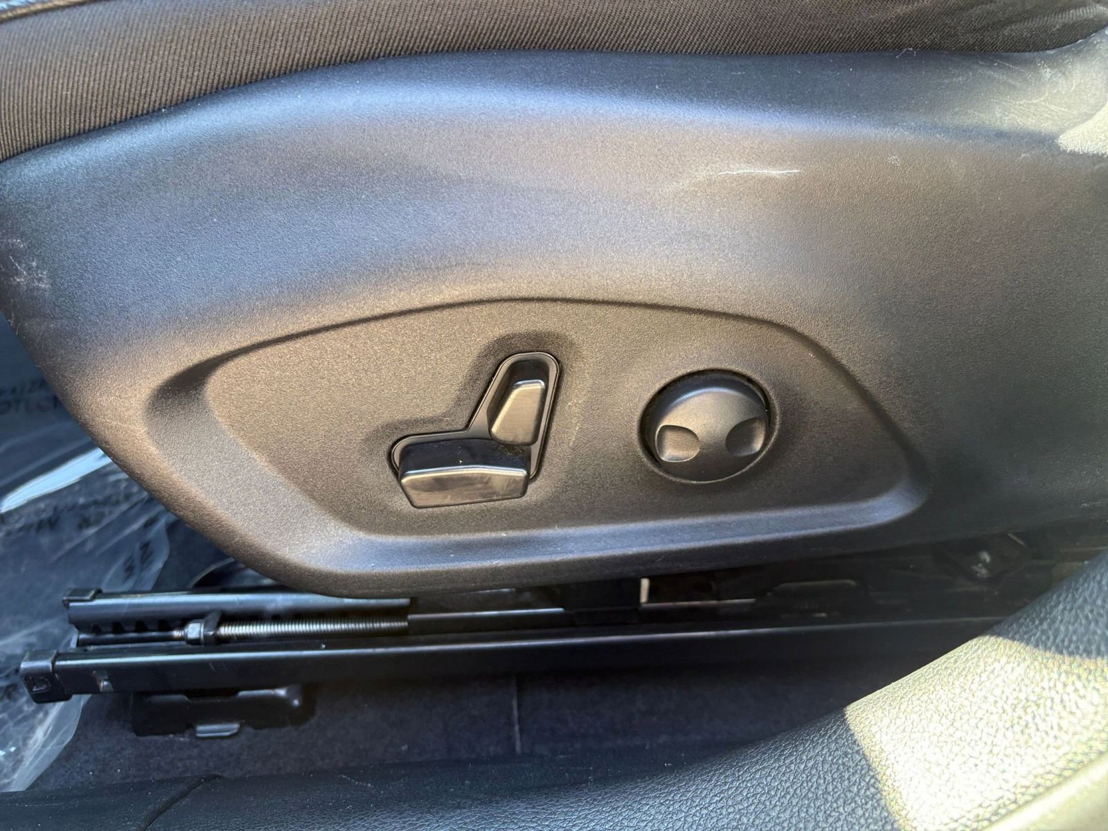 Used 2025 Jeep Compass Limited AWD/4WD image 22
