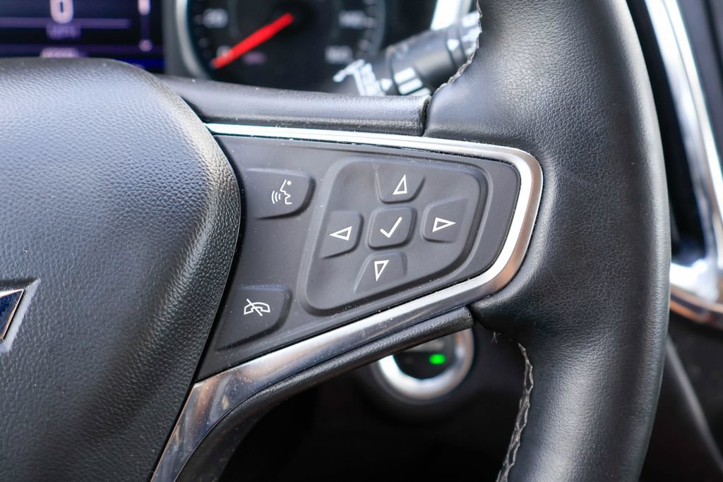 Used 2024 Chevrolet Equinox LT w/ LPO, Blackout Package FWD image 13