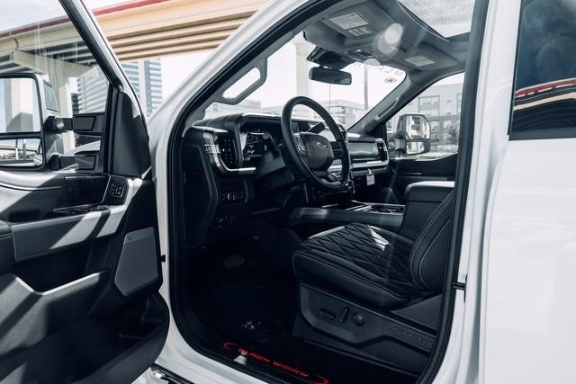 New 2026 Ford F250 Lariat w/ Black Appearance Package AWD/4WD image 16