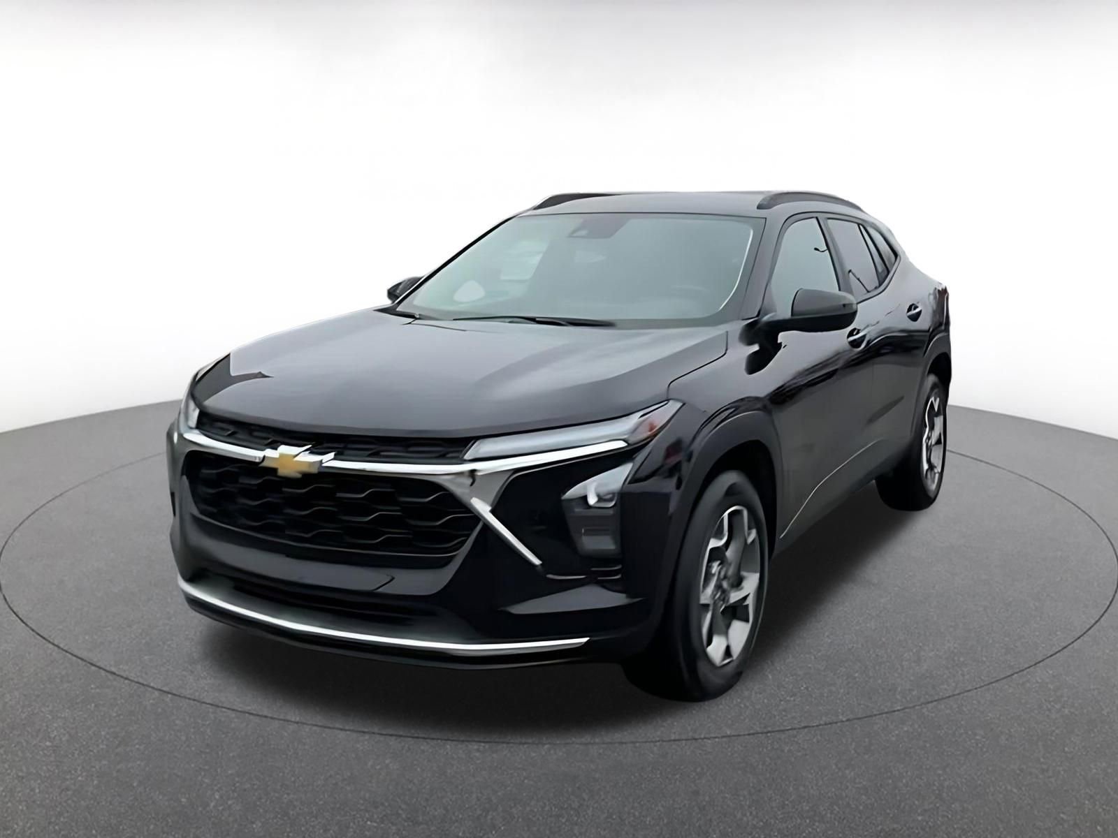 Used 2025 Chevrolet Trax LT w/ LT Convenience Package image 7