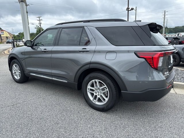 New 2025 Ford Explorer Active w/ Active Comfort Package image 8