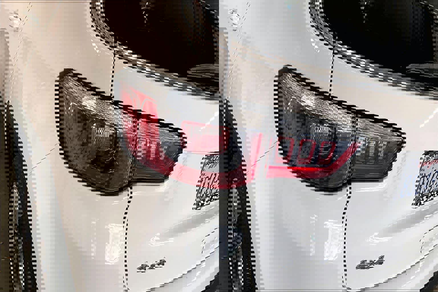 Used 2019 Jeep Compass Limited image 31