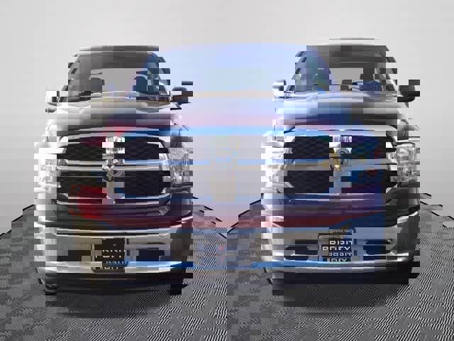 Used 2022 RAM 1500 Classic SLT image 5