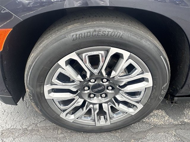 Certified 2023 GMC Yukon Denali Ultimate AWD/4WD image 33