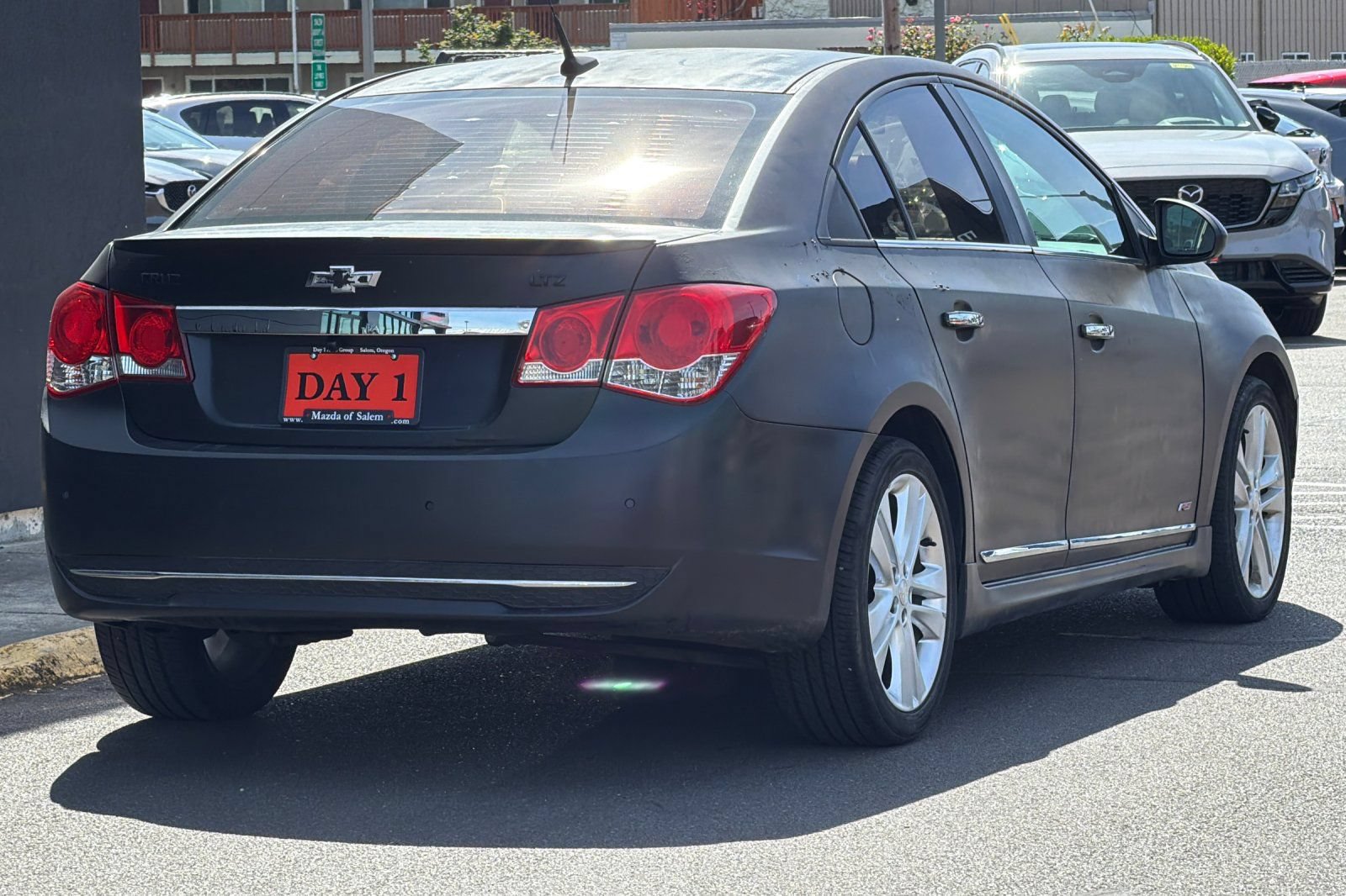 Used 2014 Chevrolet Cruze LTZ w/ Enhanced Safety Package FWD image 5