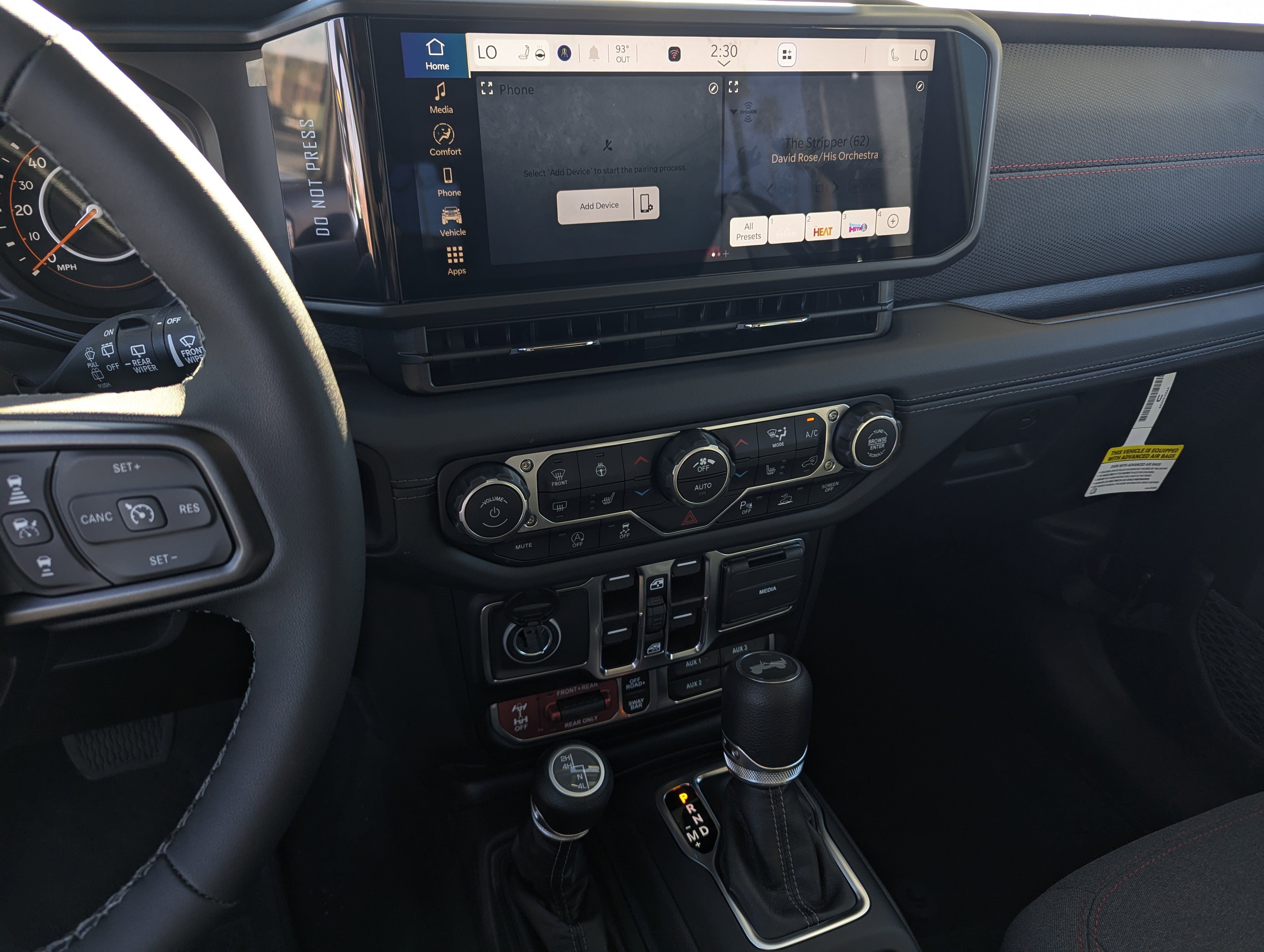 New 2025 Jeep Wrangler Unlimited Rubicon image 10