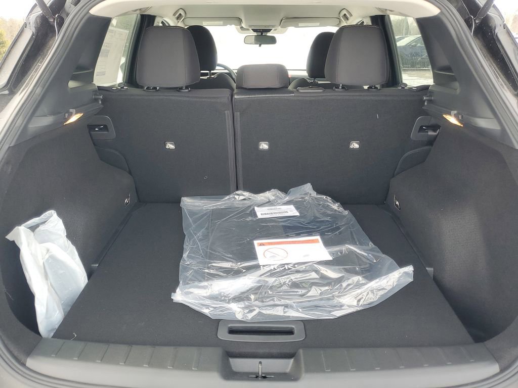 New 2026 Nissan Kicks SV w/ Cold Weather Package FWD image 8