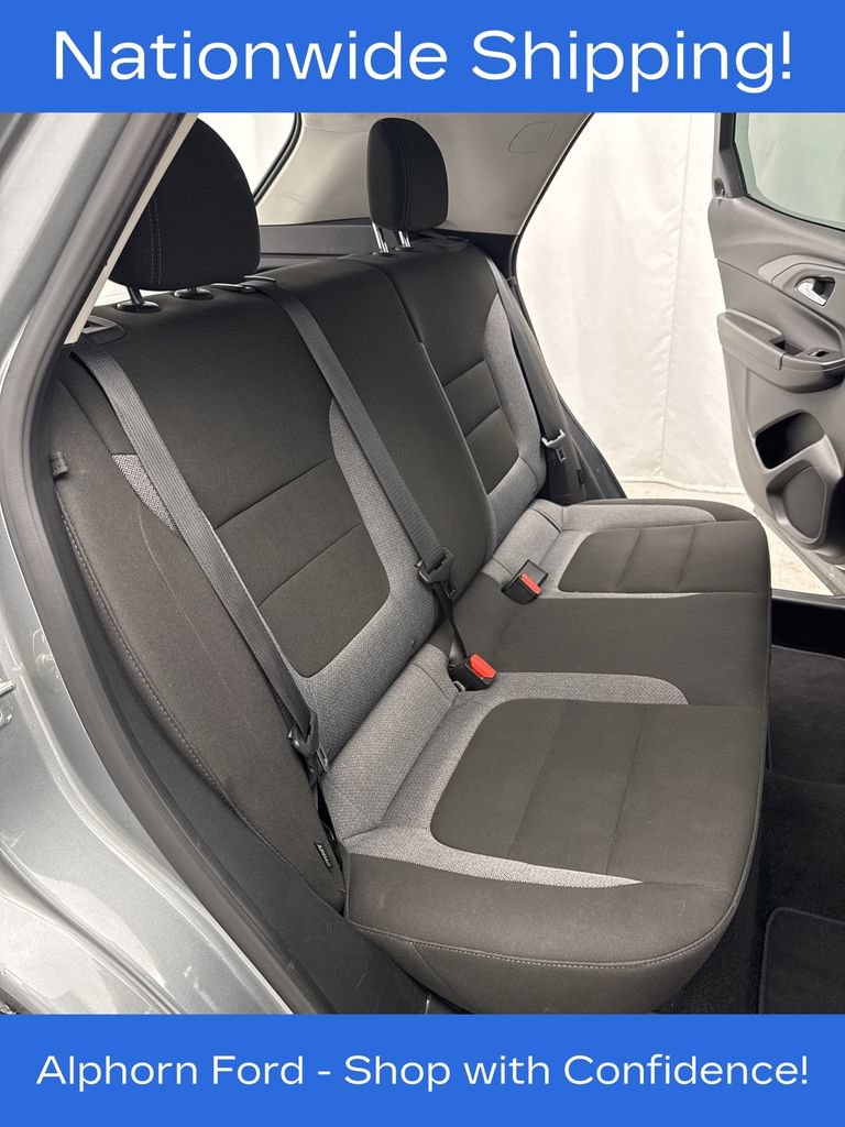 Used 2025 Chevrolet TrailBlazer LT AWD/4WD image 30