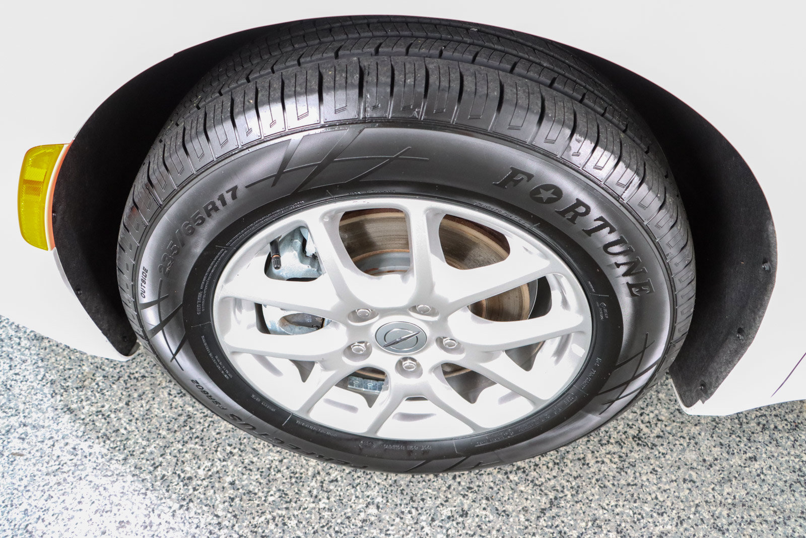 Used 2023 Chrysler Pacifica Touring-L FWD image 11