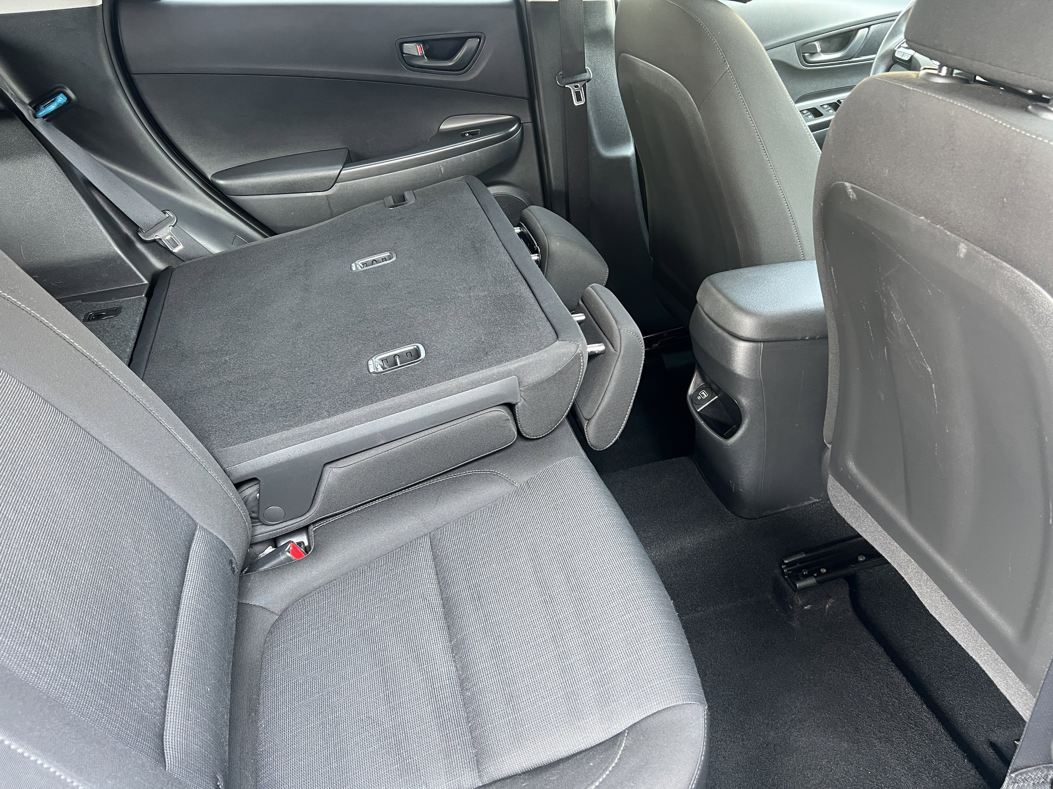 Used 2023 Hyundai Kona SEL image 21