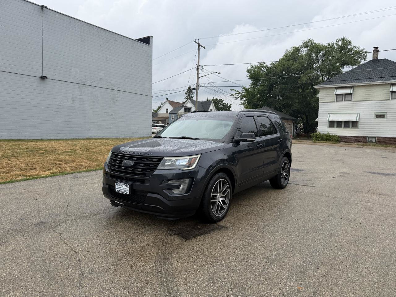 Used 2017 Ford Explorer Sport w/ Equipment Group 401A AWD/4WD image 3