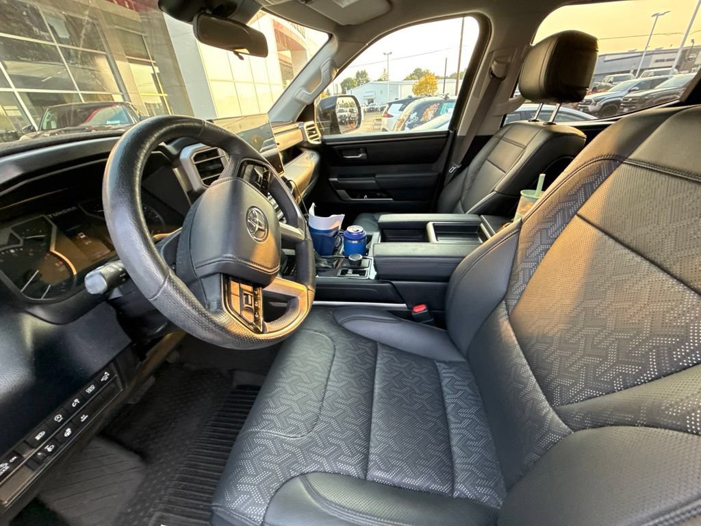 Used 2022 Toyota Tundra SR5 w/ SR5 Premium Package AWD/4WD image 9