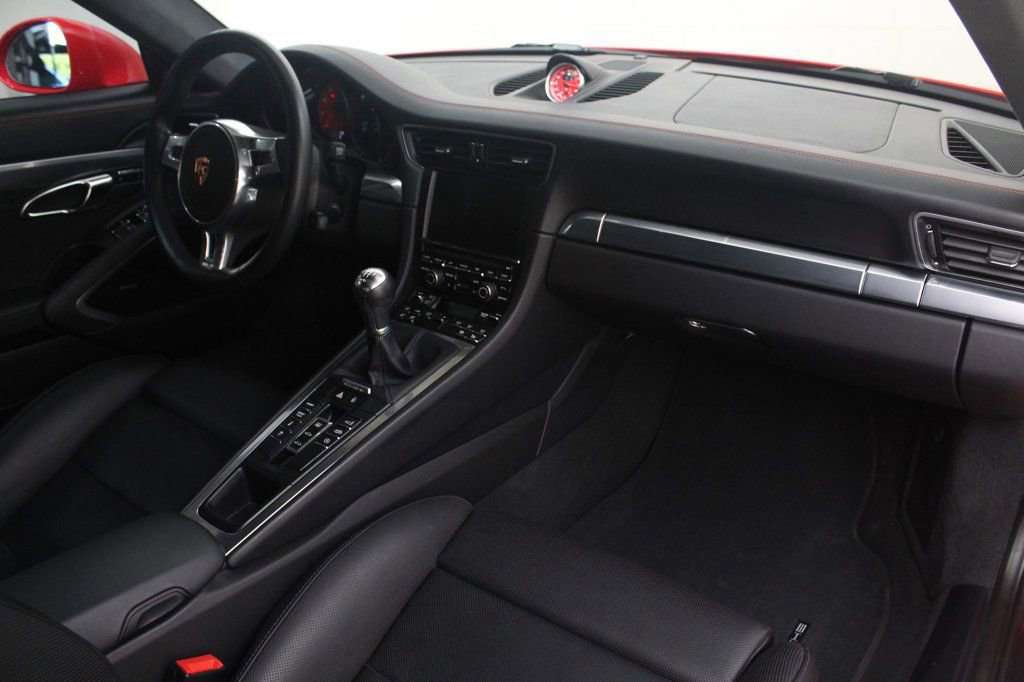 Used 2016 Porsche 911 Carrera S image 6