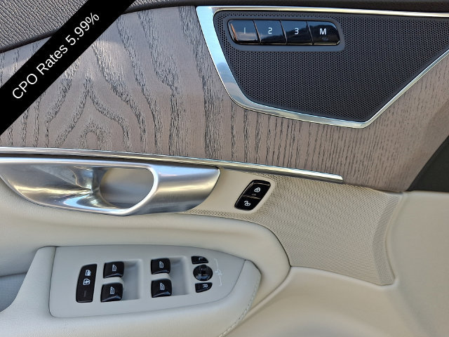 Certified 2024 Volvo XC90 B6 Plus AWD/4WD image 16