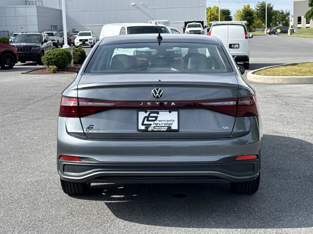 Used 2025 Volkswagen Jetta SE FWD image 26