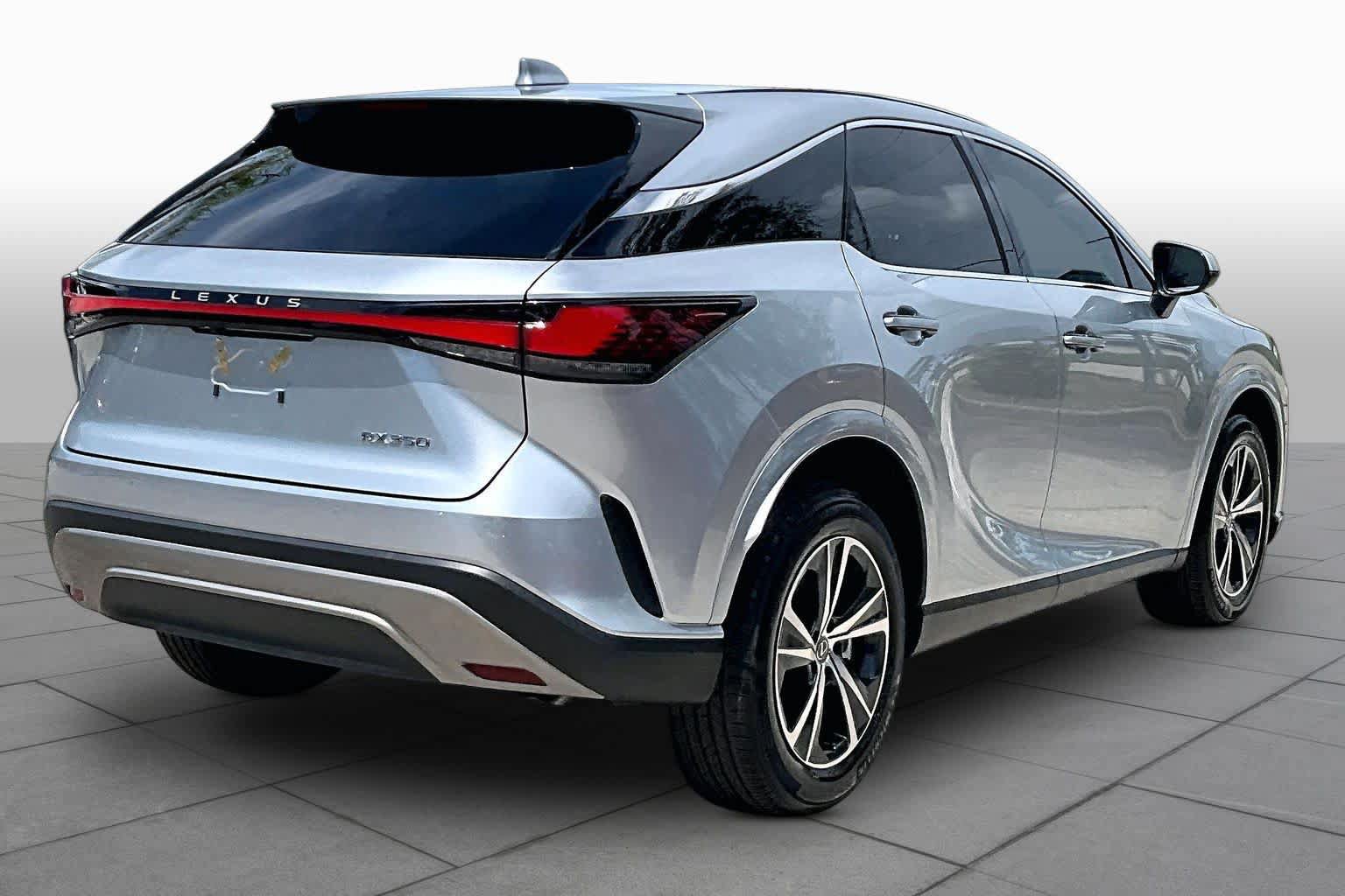 Used 2023 Lexus RX 350 FWD image 13