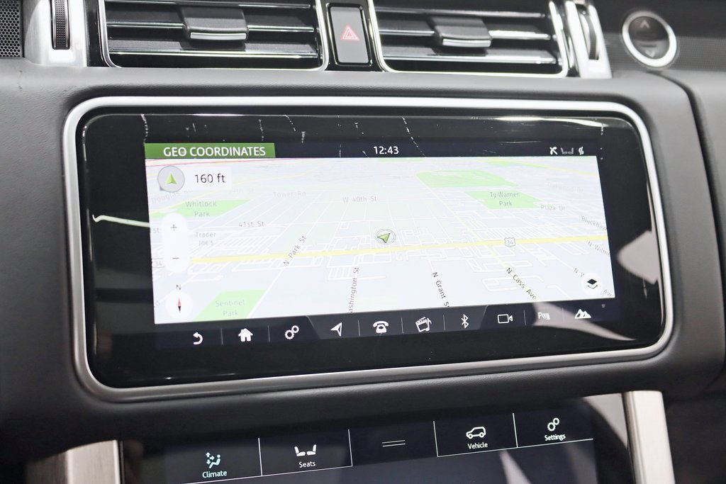 Used 2021 Land Rover Range Rover Westminster Edition image 17