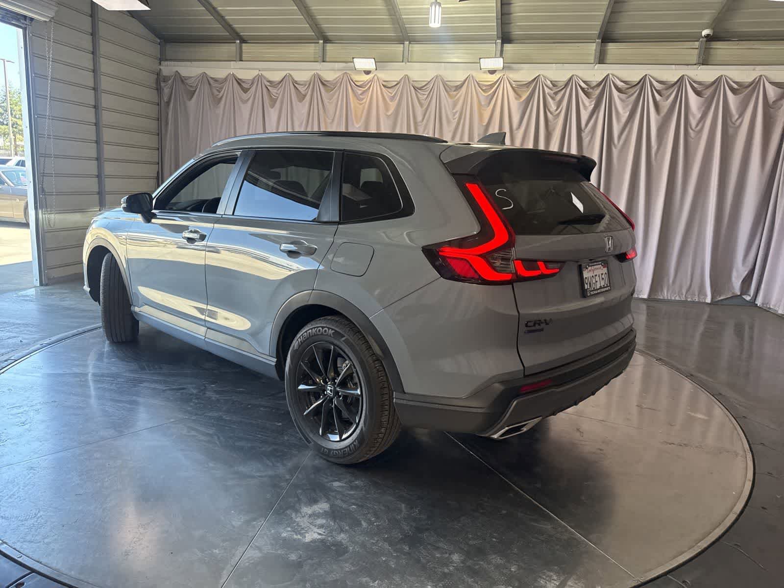 Used 2026 Honda CR-V Sport image 5