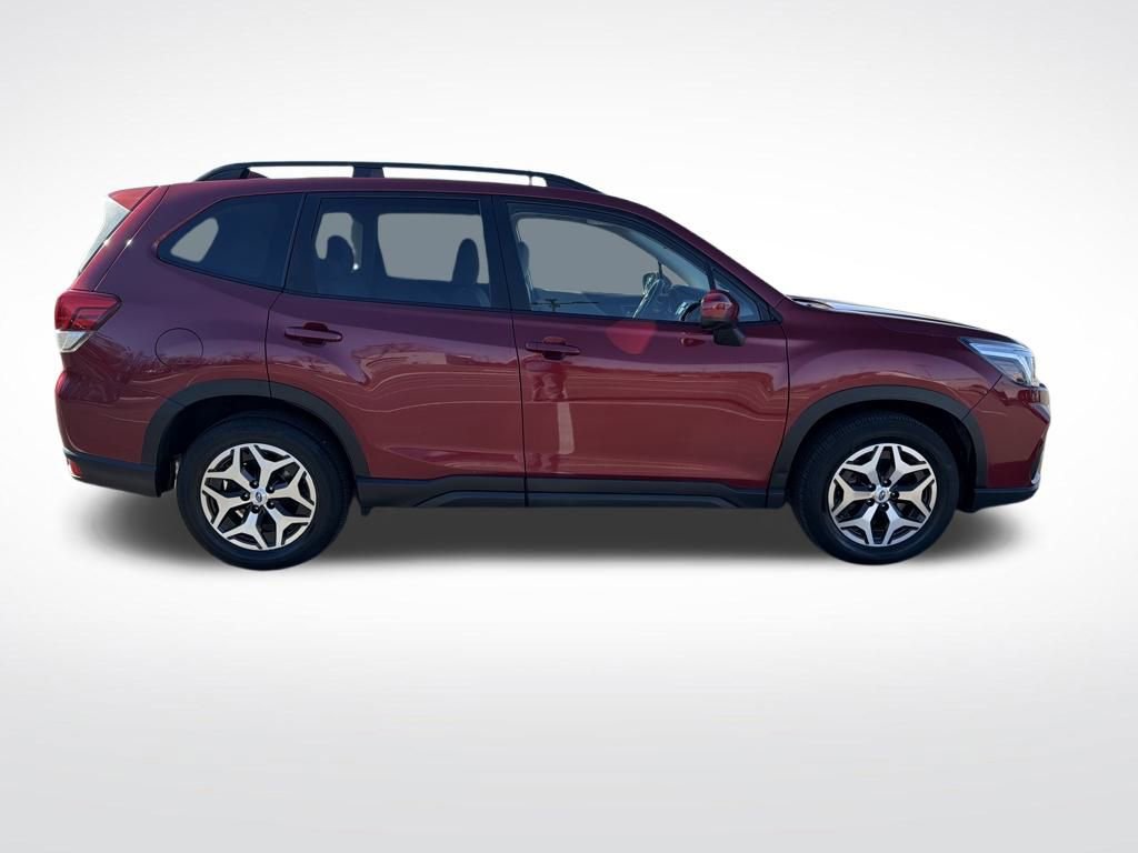 Used 2021 Subaru Forester Premium image 8