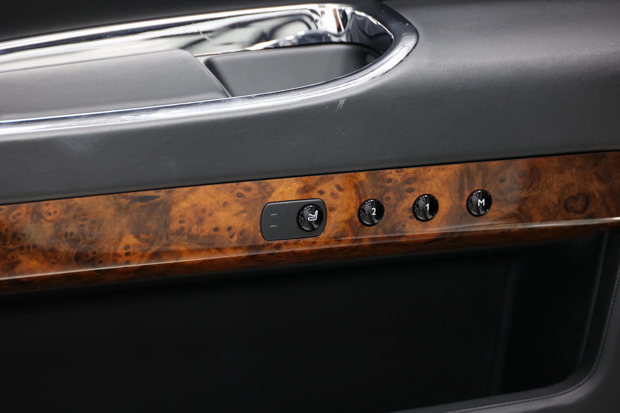Used 2013 Rolls-Royce Ghost RWD image 96