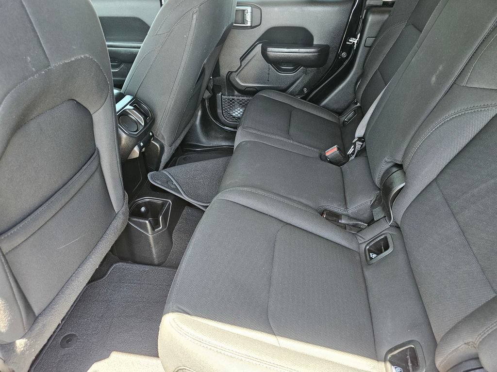 Used 2021 Jeep Gladiator Sport AWD/4WD image 21