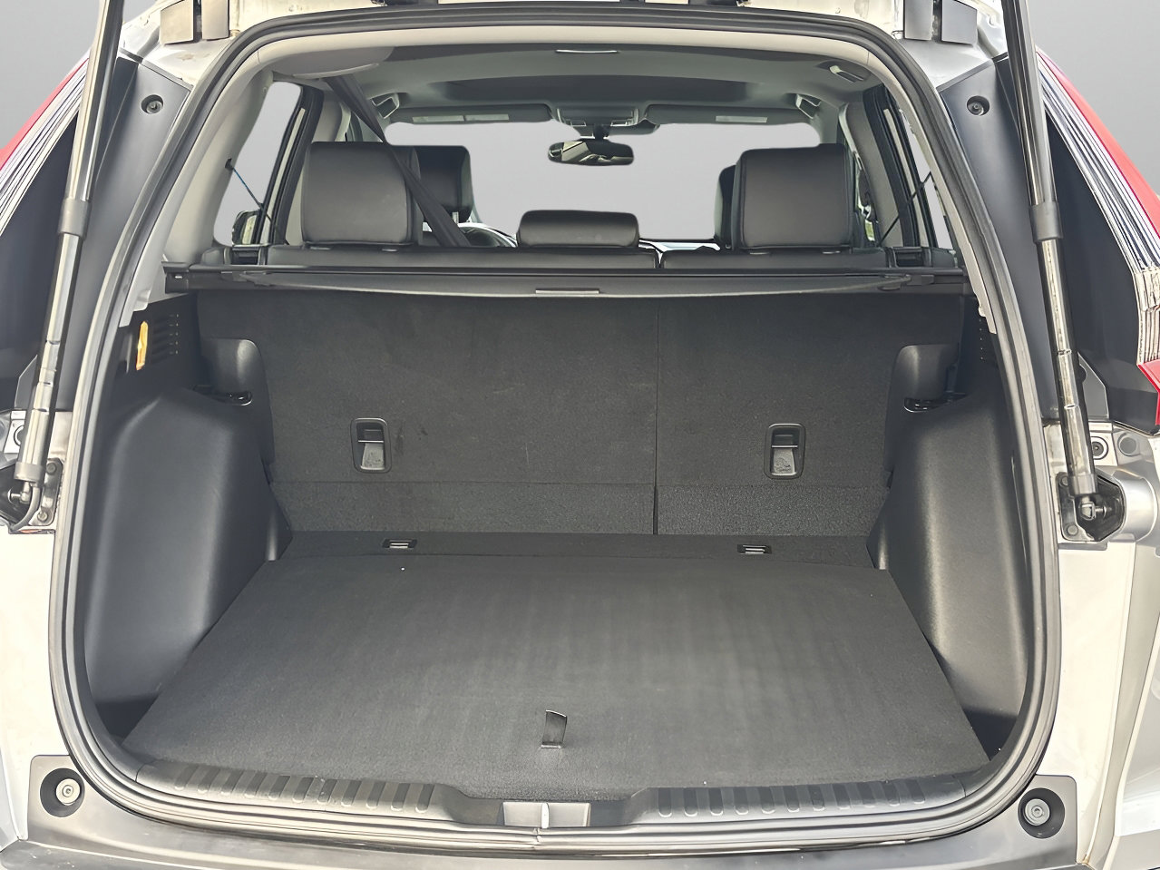 Used 2020 Honda CR-V Touring image 8