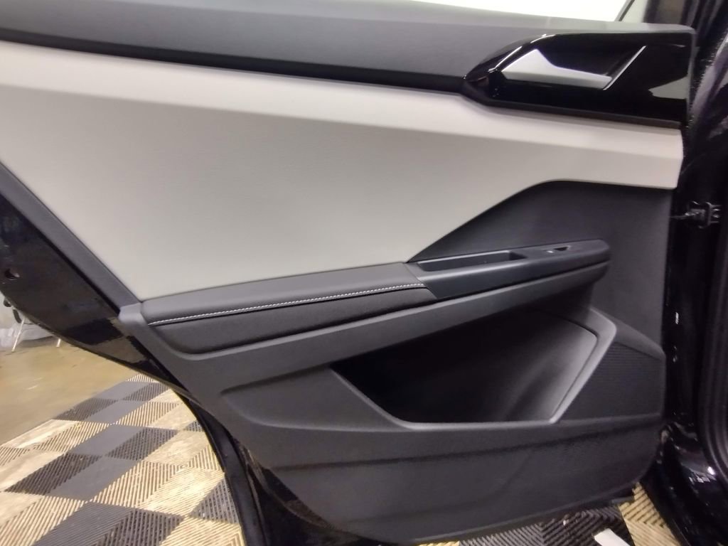 New 2026 Volkswagen Taos S image 33