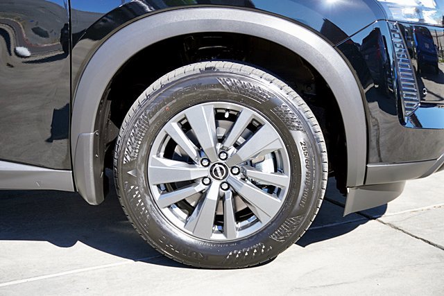 New 2026 Nissan Pathfinder SV FWD image 15