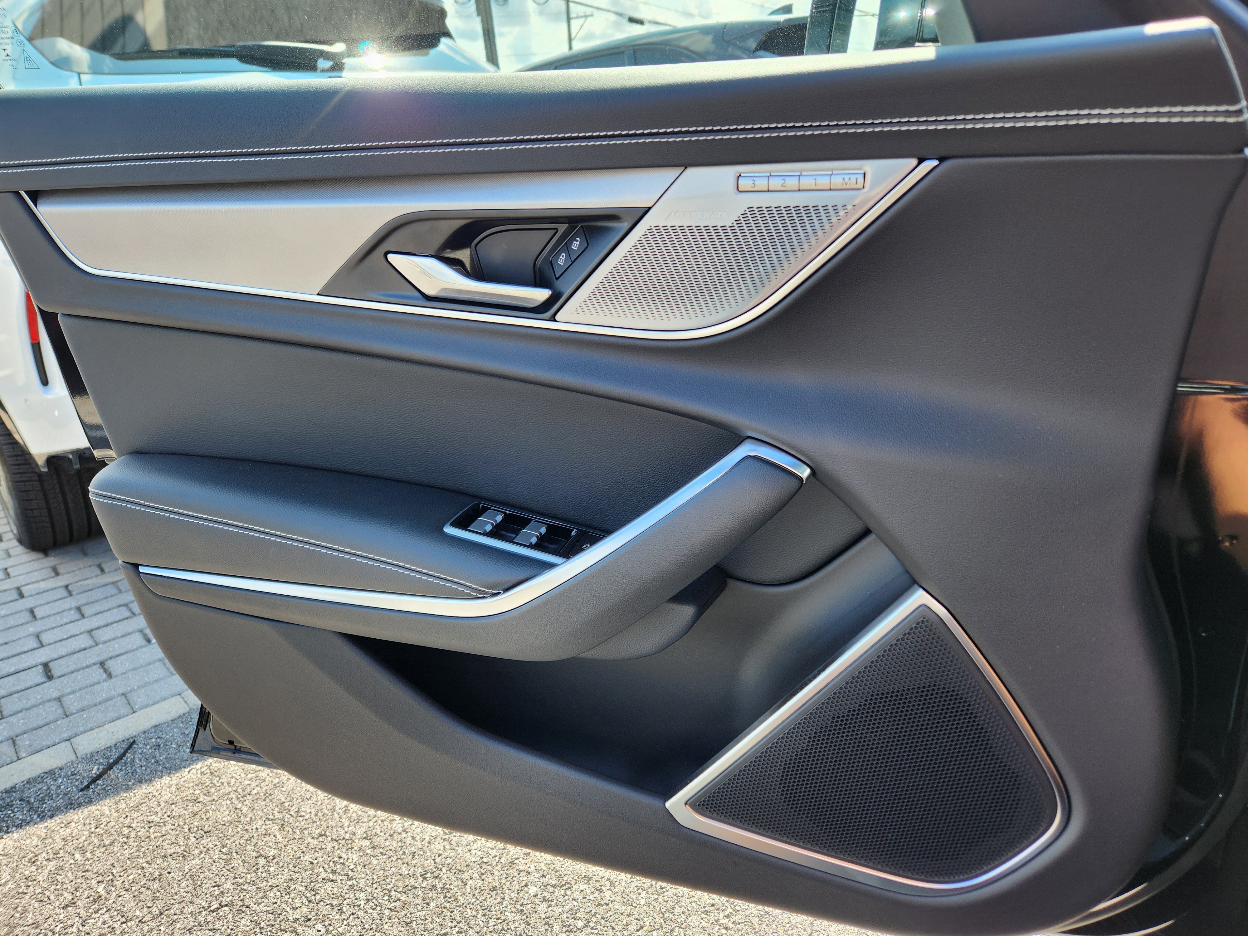 New 2024 Jaguar XF R-Dynamic SE image 14