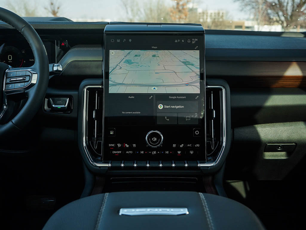 New 2026 GMC Yukon XL Denali w/ Sun & Power Step Package AWD/4WD image 18