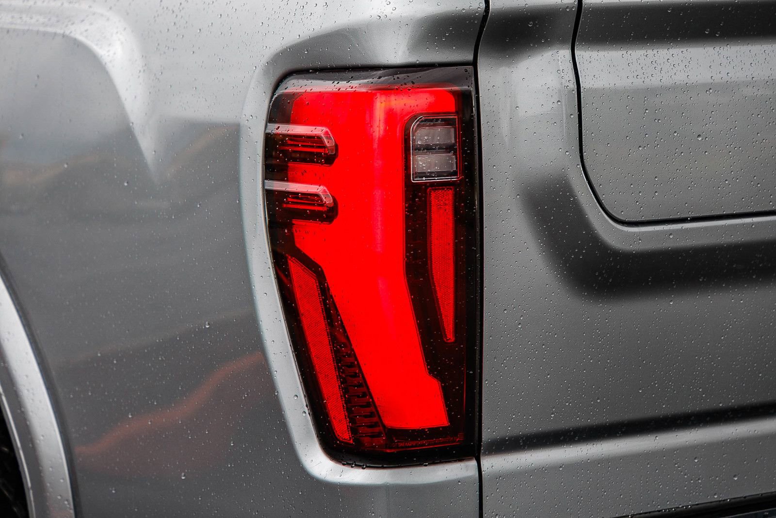 Used 2024 GMC Sierra 2500 Denali Ultimate w/ Max Trailering Package image 8