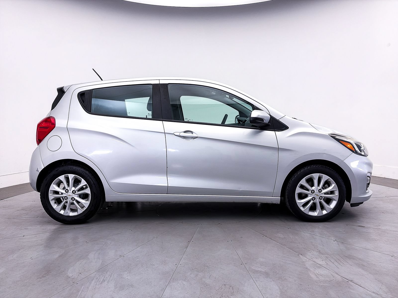 Used 2020 Chevrolet Spark LT FWD image 29