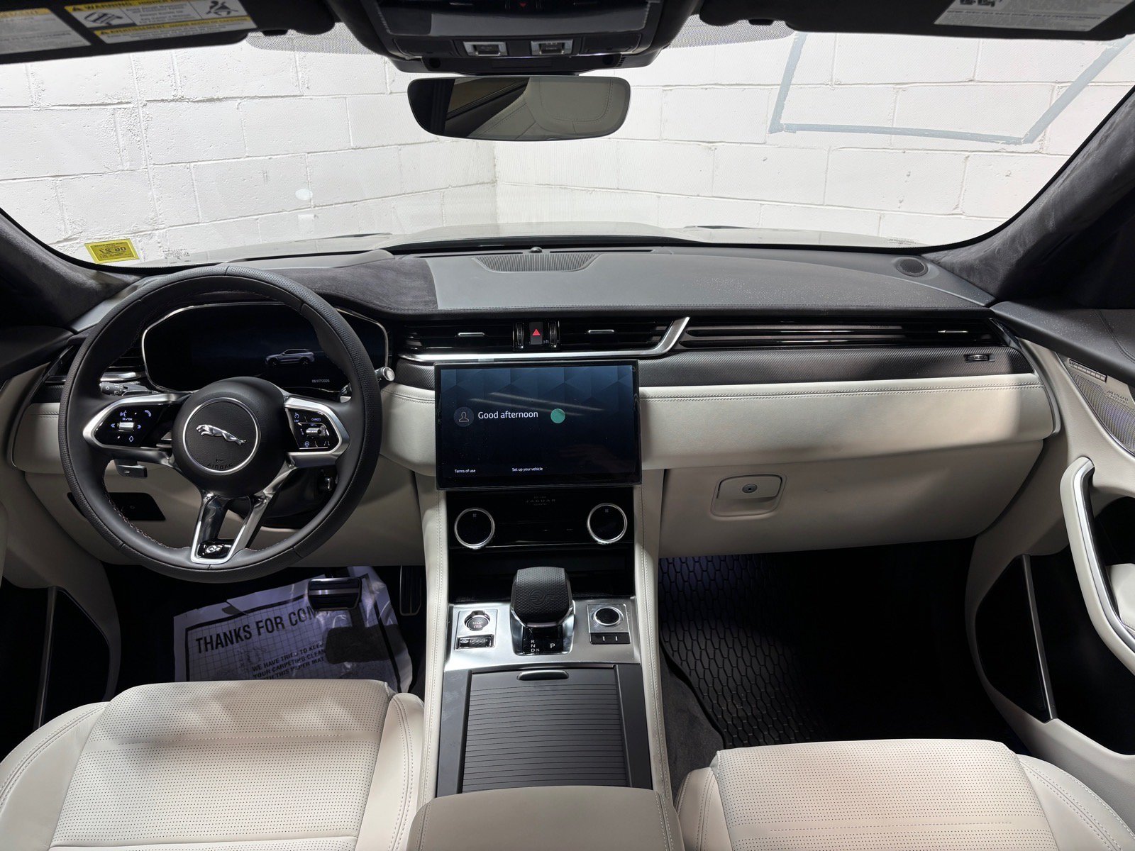 New 2026 Jaguar F-PACE SVR 575 Edition AWD/4WD image 35