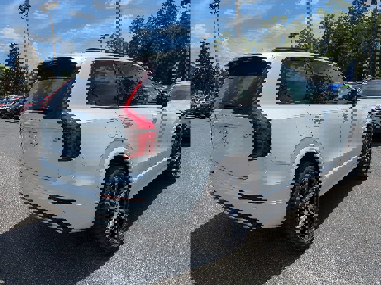 New 2026 Volvo XC90 B6 Ultra w/ Lounge Package image 4