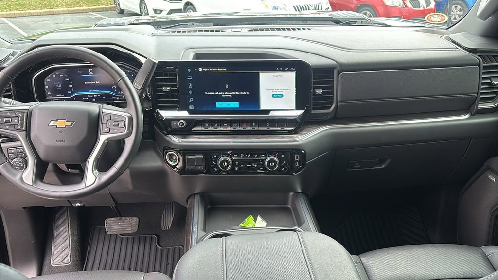 Used 2024 Chevrolet Silverado 3500 LTZ w/ LTZ Plus Package image 12