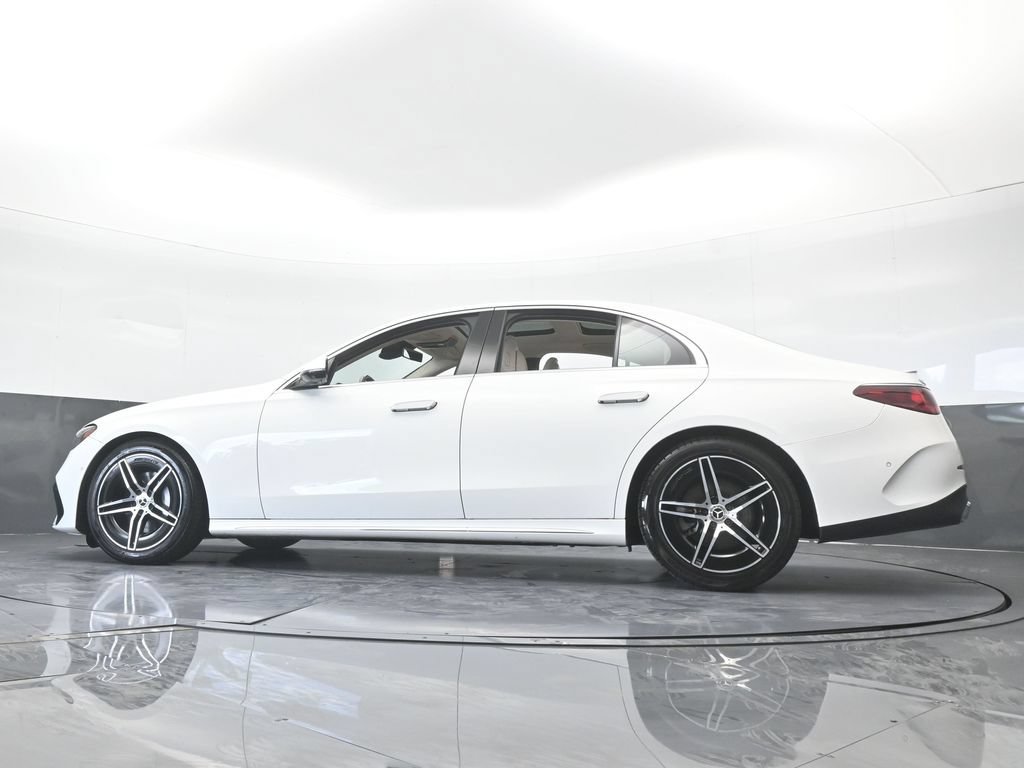 Used 2025 Mercedes-Benz E 350 Sedan w/ Winter Package image 70