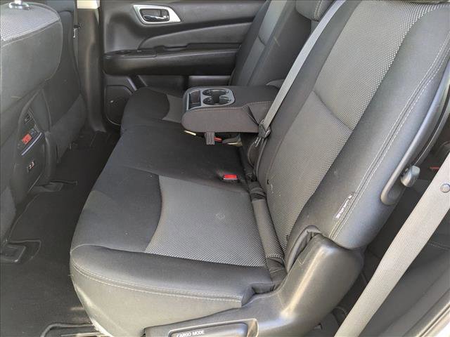 Used 2019 Nissan Pathfinder S image 17