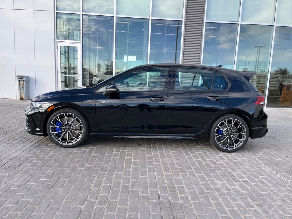 New 2026 Volkswagen Golf image 2