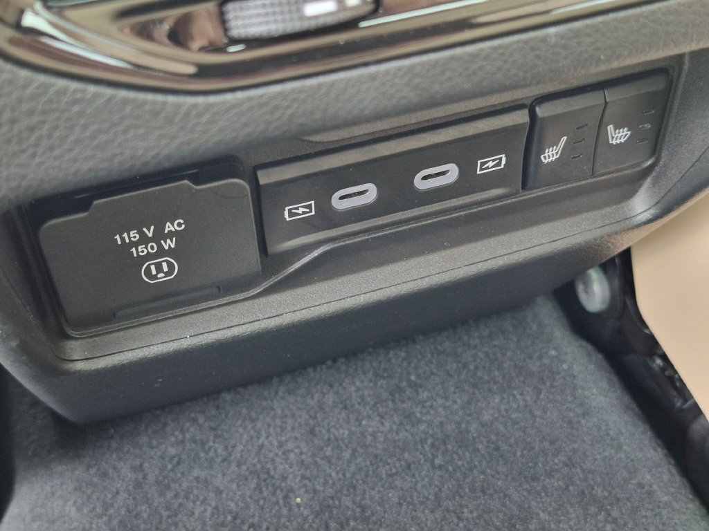 New 2026 Jeep Grand Cherokee Limited RWD image 25