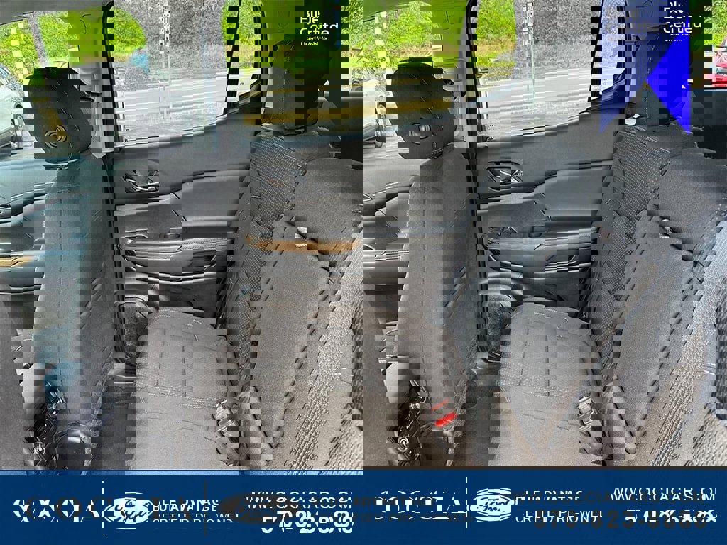 Used 2021 GMC Acadia SLE w/ Driver Convenience Package image 35