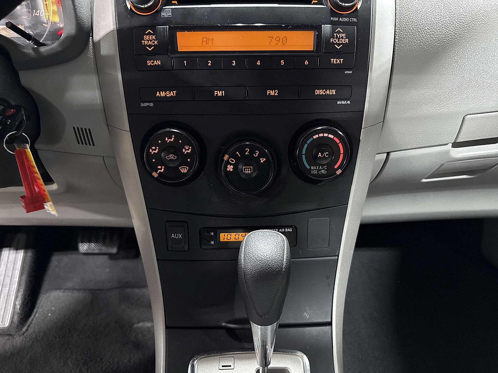 Used 2010 Toyota Corolla LE w/ All Weather Guard Pkg FWD image 21