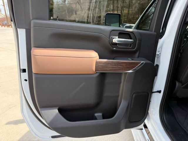 Used 2023 Chevrolet Silverado 3500 High Country AWD/4WD image 55