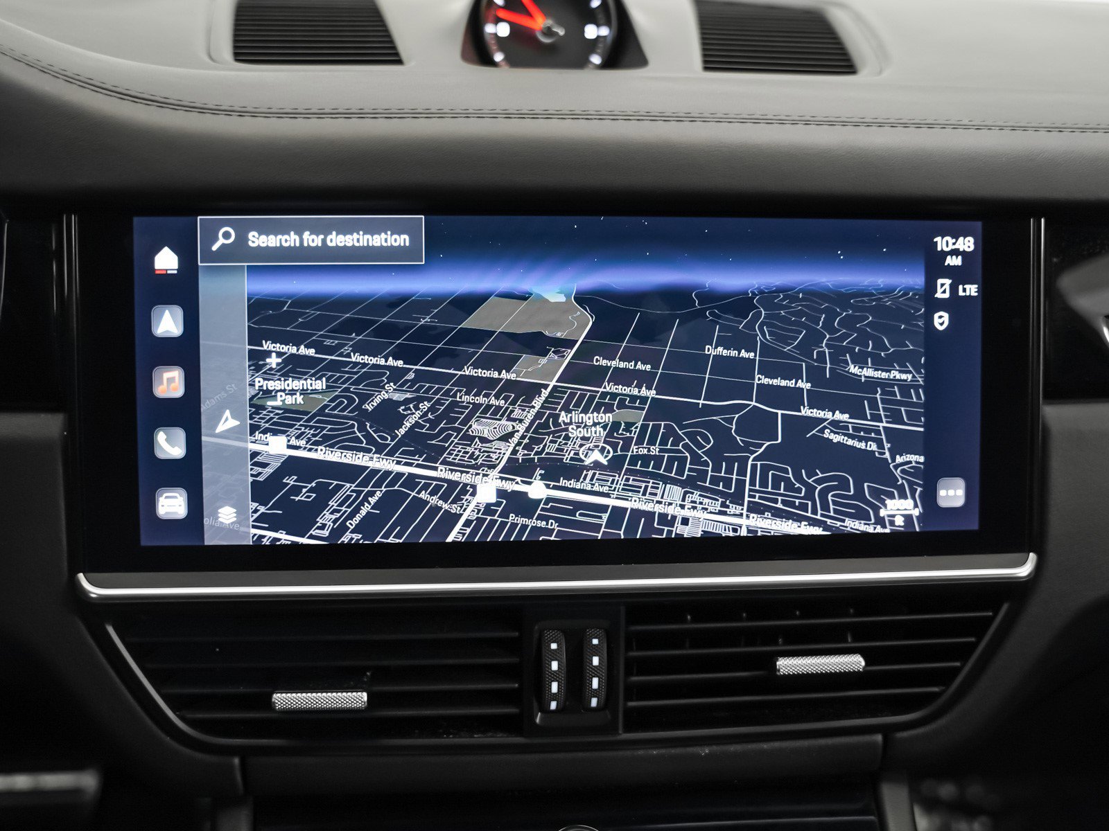 Used 2023 Porsche Cayenne S w/ Premium Package image 22