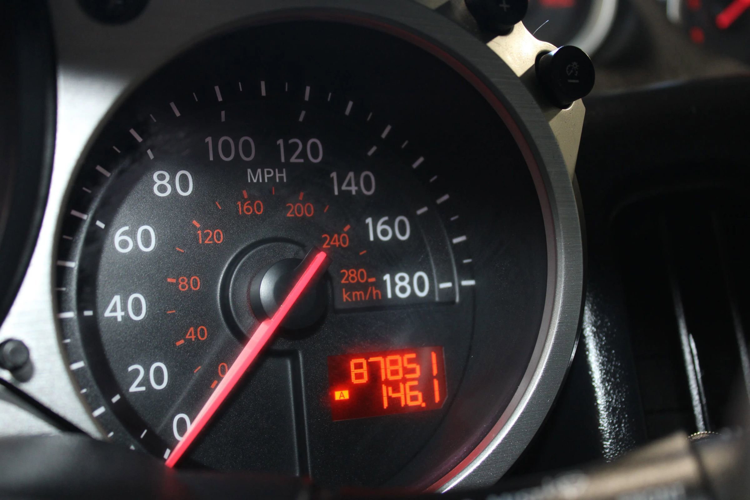 Used 2009 Nissan 370Z Touring w/ Sport Pkg image 13